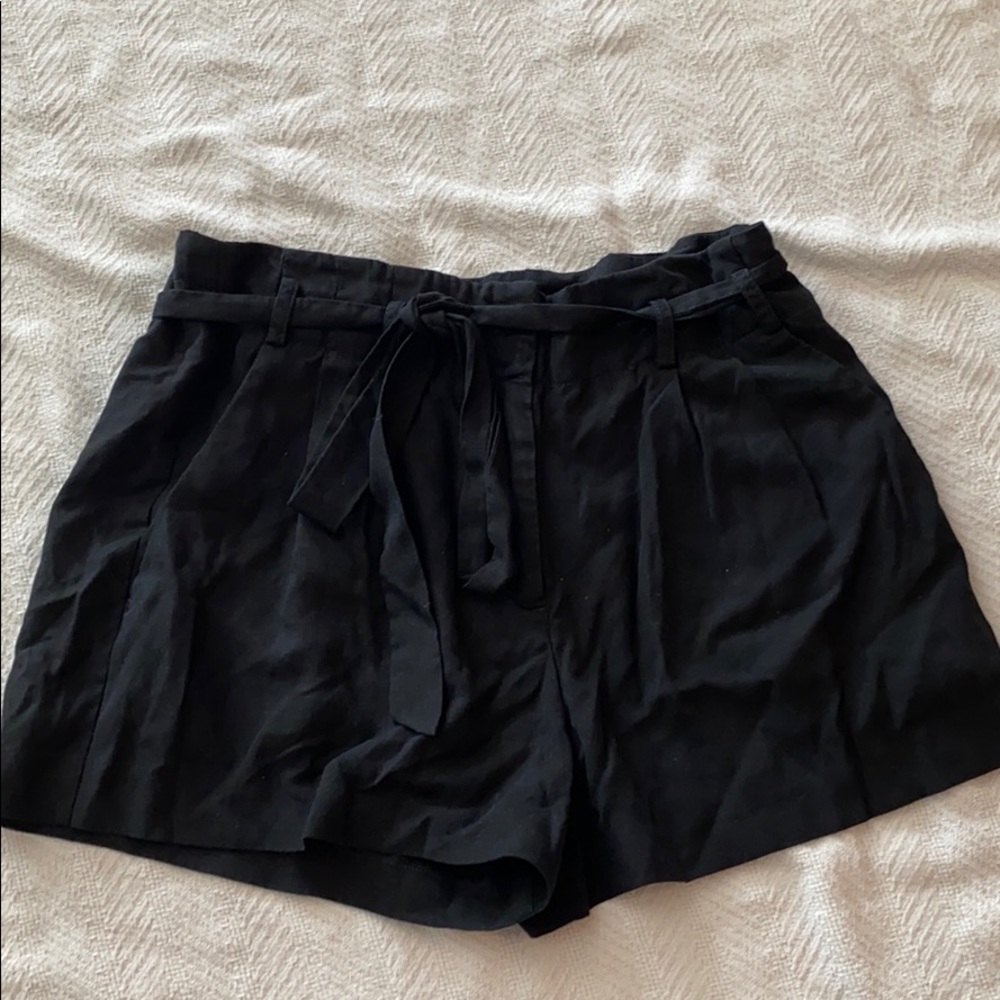 BCBGMAXAZRIA Black paperbag shorts